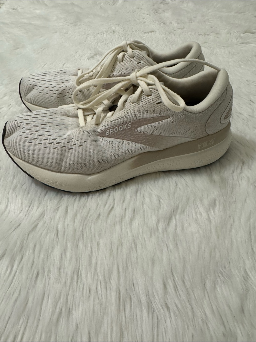 Brooks Ghost 16 Unisex Running Shoes White Sz 7.5 Medium D DNA Loft Nitrogen